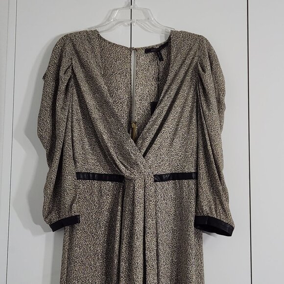 BCBCMAXAZRIA Wrap Dress Mini Camo Leopard Size 10 - Picture 2 of 7